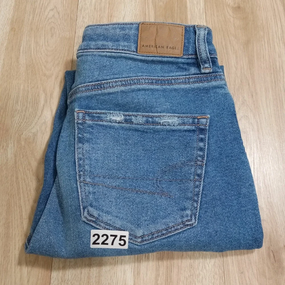 American Eagle Women Distressed Skinny Jeans Blue Medium Wash Raw Hem Size 2 Reg